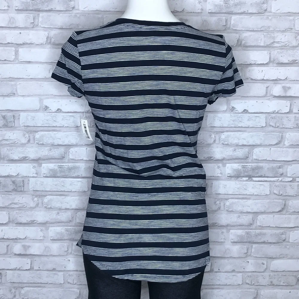 Daily Ritual striped v neck pocket tee, NWT medium